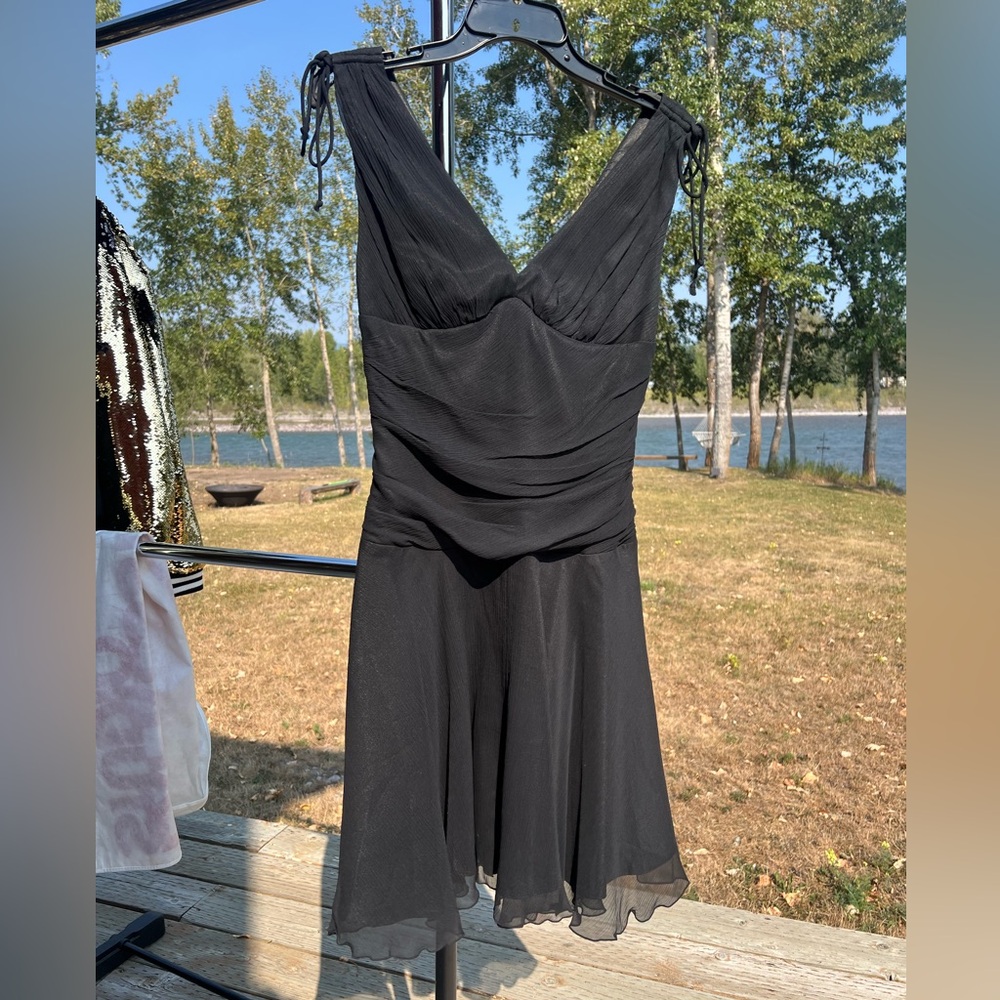 Vintage Express - Black Dress -  100% Silk - Size 4